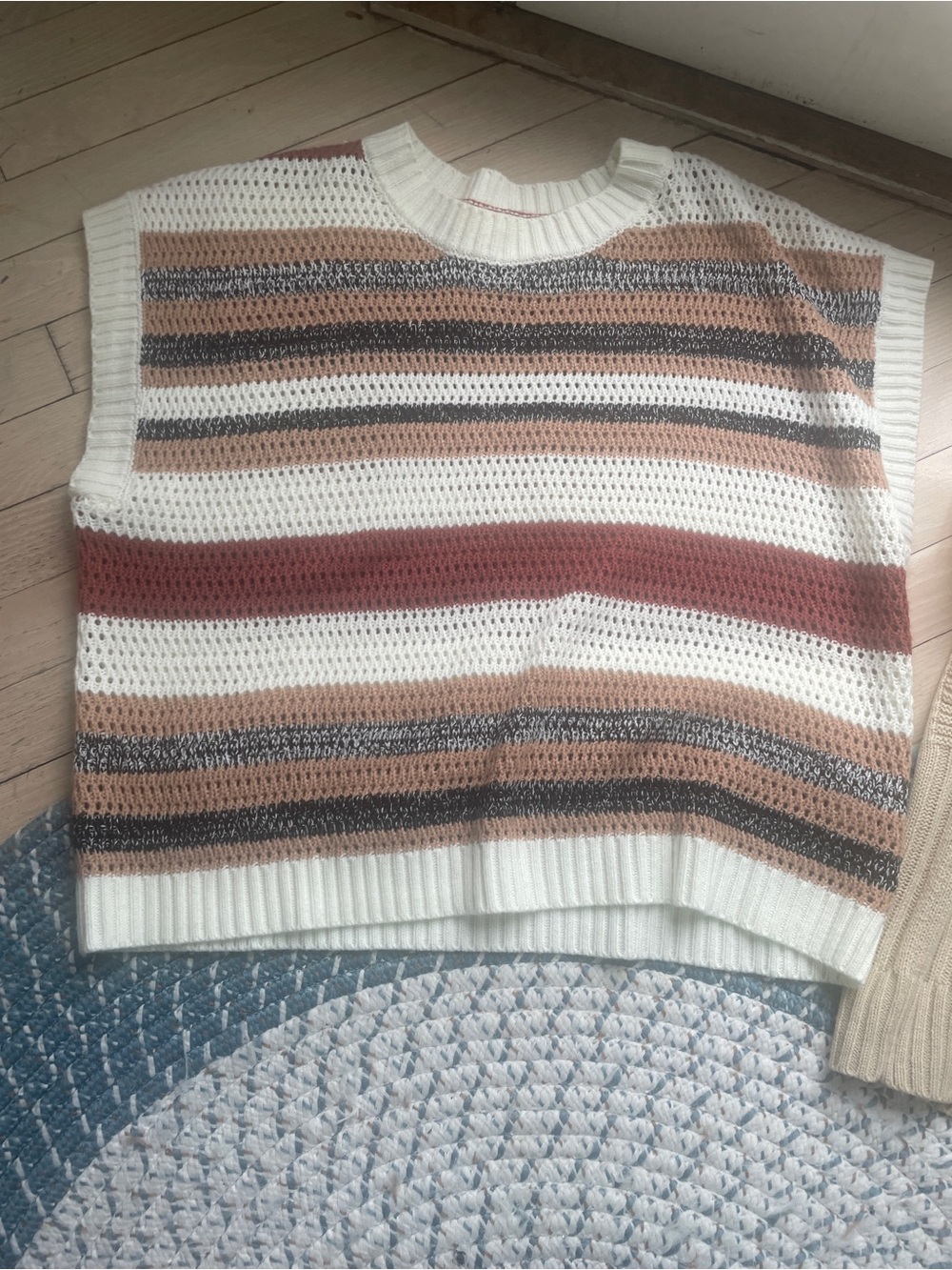 Short Sleeve Sweater - Cream & Striped Multi bundle - Picture 2 of 3